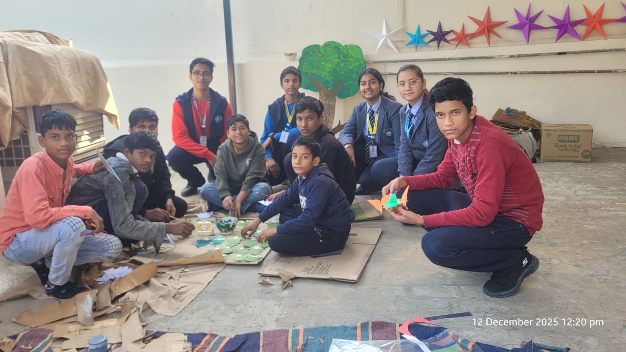 visit-to-harmony-house-community-service-4CSbAt